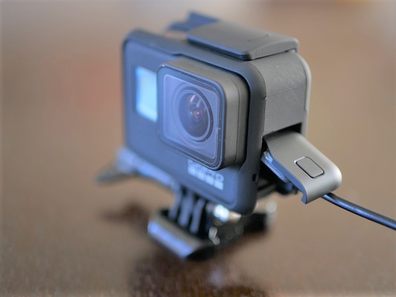 定番大得価GoPro HERO7 BLACK サードパーティバッテリー付き アクションカメラ・ウェアラブルカメラ